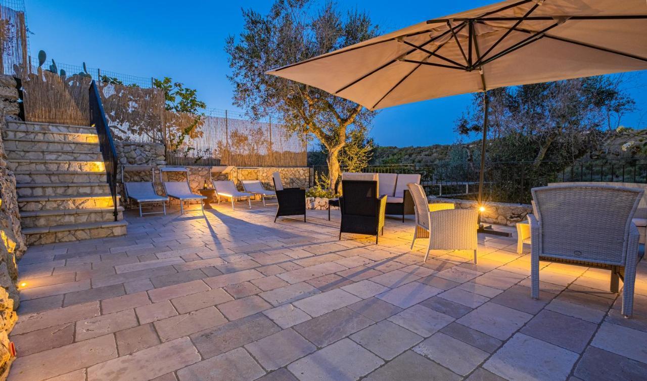 Villa Vanessa Con Piscina Privata - Castro Castro  Zewnętrze zdjęcie