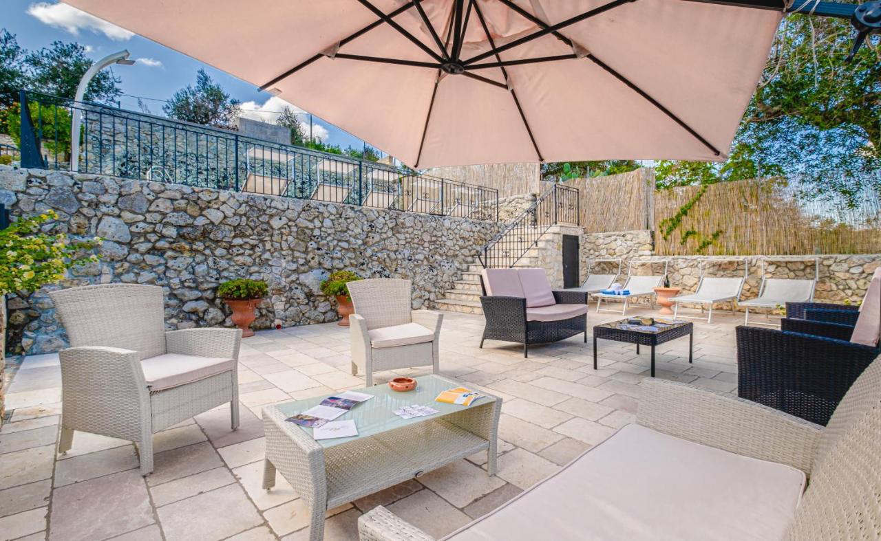 Villa Vanessa Con Piscina Privata - Castro Castro  Zewnętrze zdjęcie