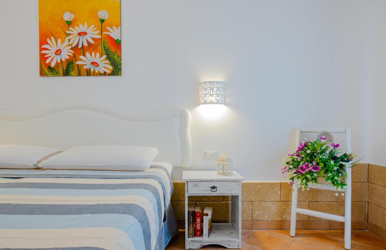 Villa Vanessa Con Piscina Privata - Castro Castro  Zewnętrze zdjęcie