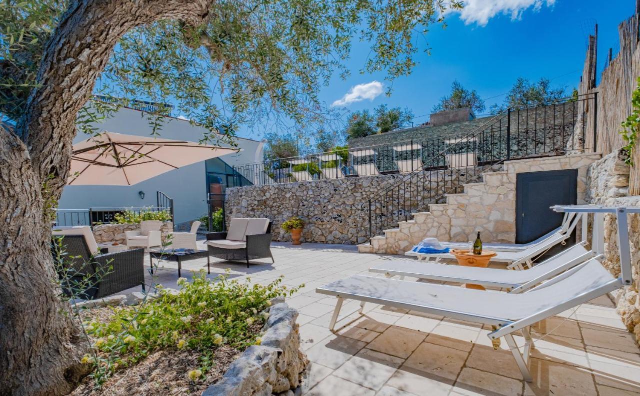 Villa Vanessa Con Piscina Privata - Castro Castro  Zewnętrze zdjęcie