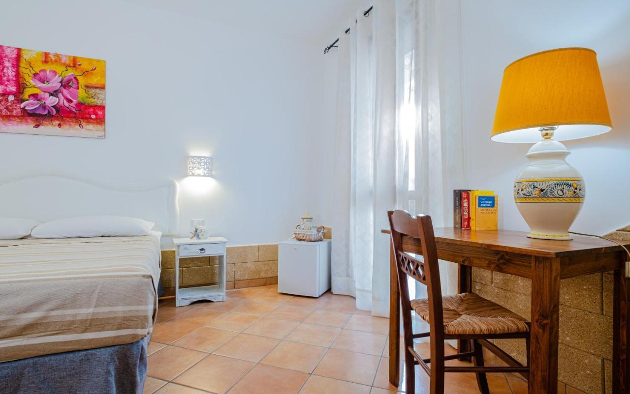 Villa Vanessa Con Piscina Privata - Castro Castro  Zewnętrze zdjęcie