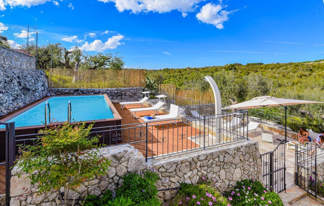 Villa Vanessa Con Piscina Privata - Castro Castro  Zewnętrze zdjęcie